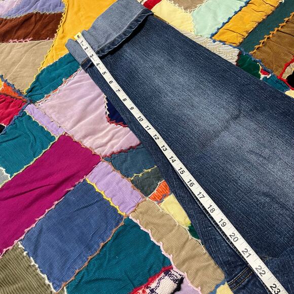 Y2K Southpole Acid Washed Embroidered Painted Capri Jeans 34Wx22L - Picture 5 of 7